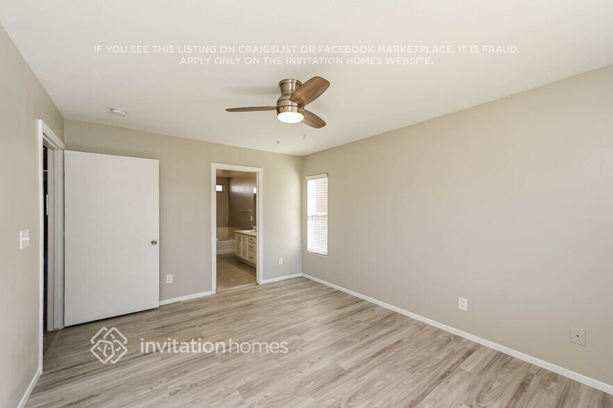 Building Photo - 9061 Jumping Jacks Ave