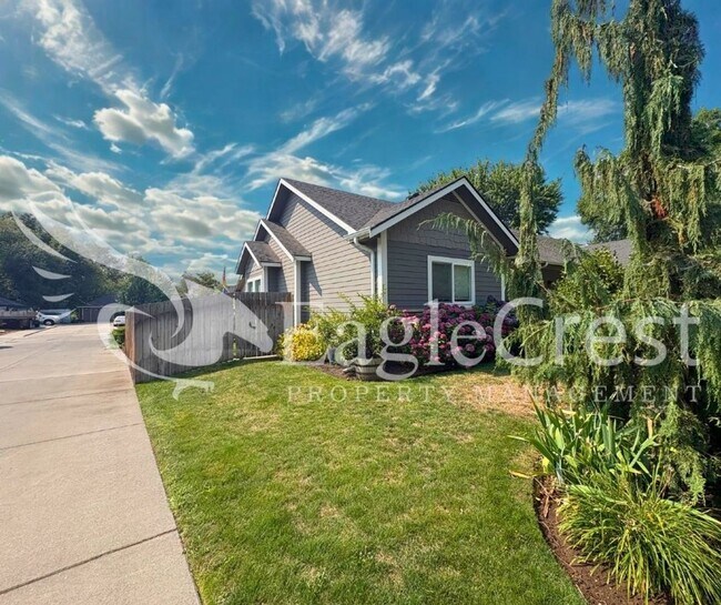 Building Photo - Contemporary Home With A Covered Patio & Quartz Countertops