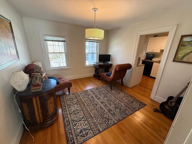 Building Photo - 66 Westchester Rd