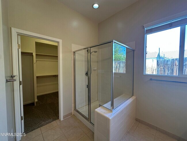 Building Photo - 10175 Coyote Creek Ct