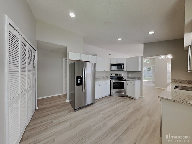 Building Photo - 1305 Timberbend Cir