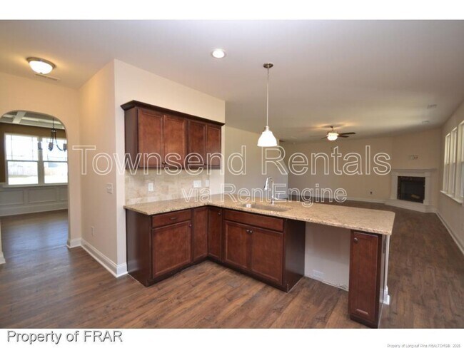 Building Photo - 4411 Low Oak Ct