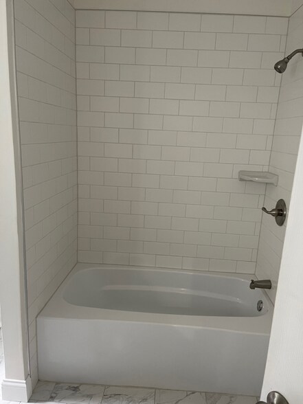 Building Photo - 4813 Whetsel Ave