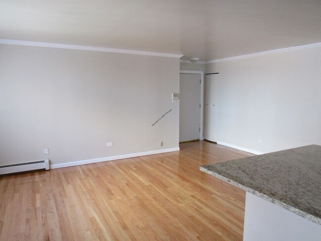 Building Photo - 417 S Kenilworth Ave