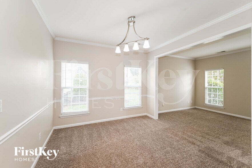 Building Photo - 10912 Harringham Ln
