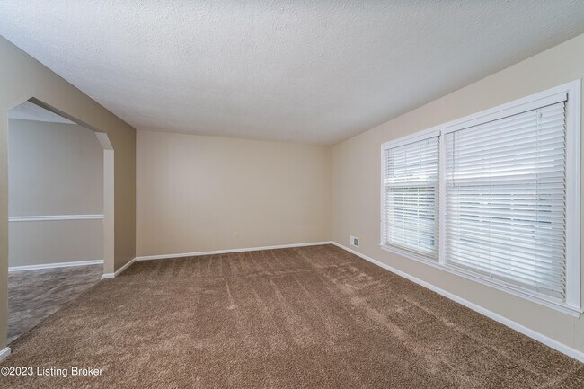 Building Photo - 4706 Stony Brook Dr