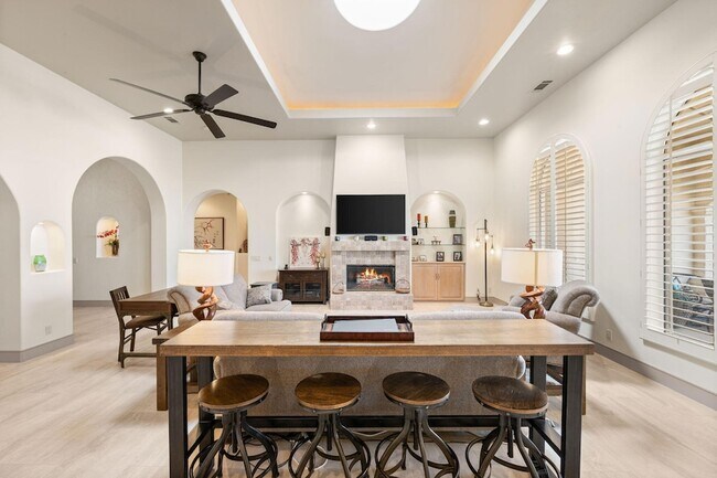 Building Photo - 73110 Calliandra St