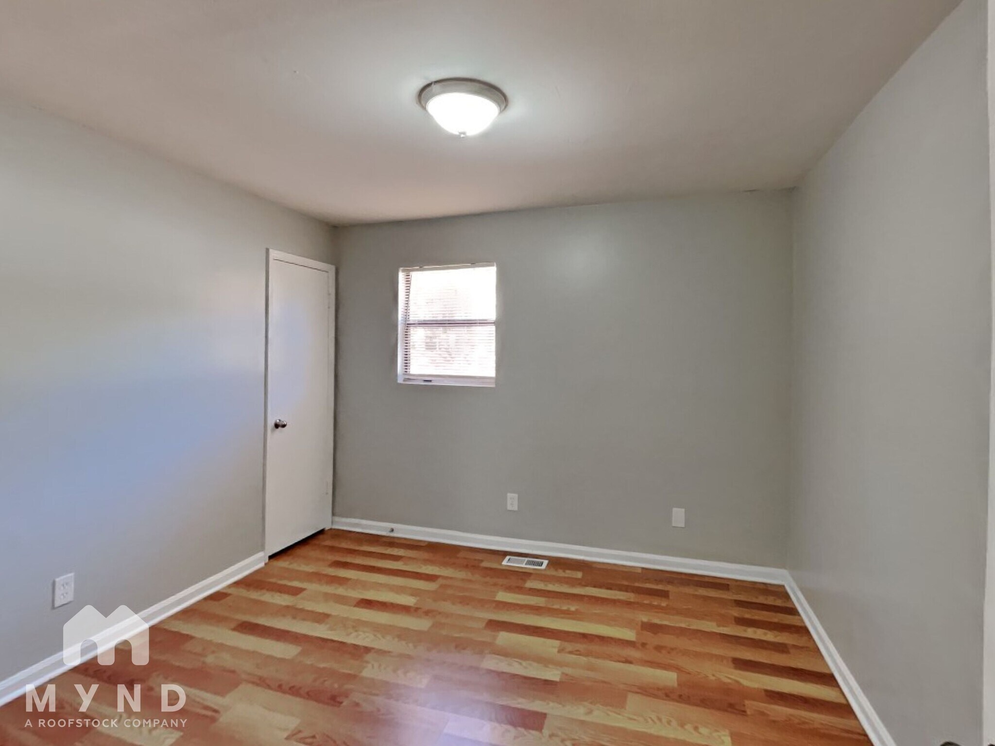 Building Photo - 546 Hardy Way