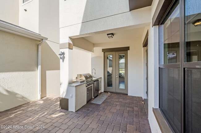Building Photo - 2713 Rodina Dr