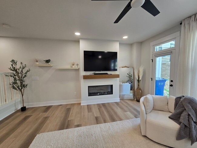 Building Photo - Rare Townhome Opportunity Near Hester Pond – Beautifully Upgraded Laurel Hills Retreat