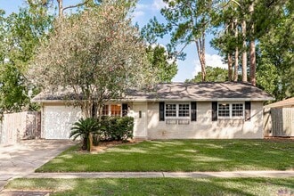 Building Photo - 775 Dentation Dr