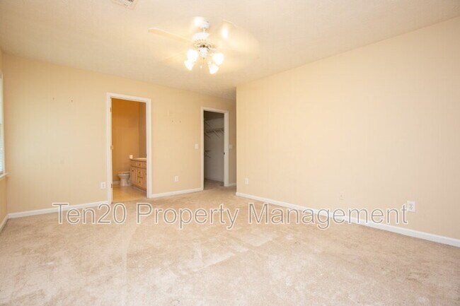 Building Photo - 7240 Midland Chase Loop