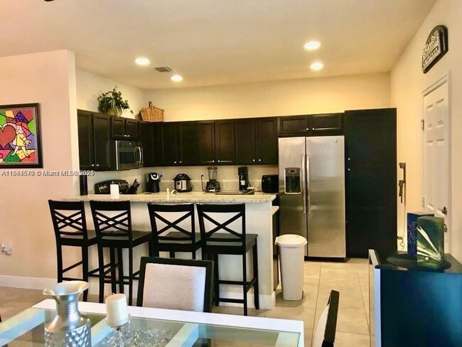 Building Photo - 9541 SW 171st Pl