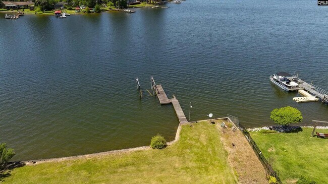 Primary Photo - 212 S Lake Dr