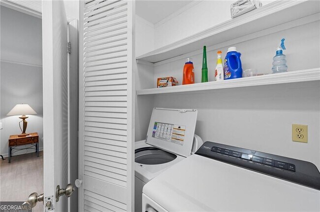 Building Photo - 1930 Tapawingo Dr