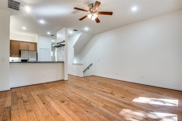 Building Photo - 4225 McKinney Ave