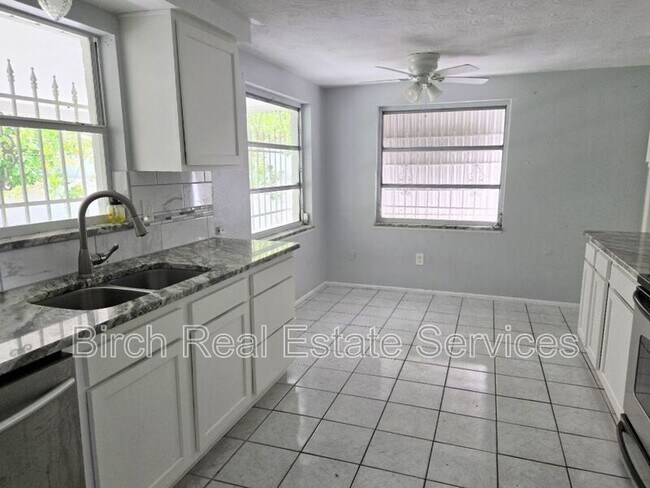 Building Photo - 4328 Baden Dr