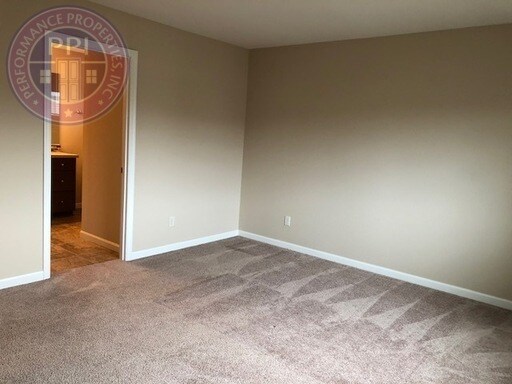 Building Photo - Orenco Station - Beautiful 4 Bedroom Gem! ...