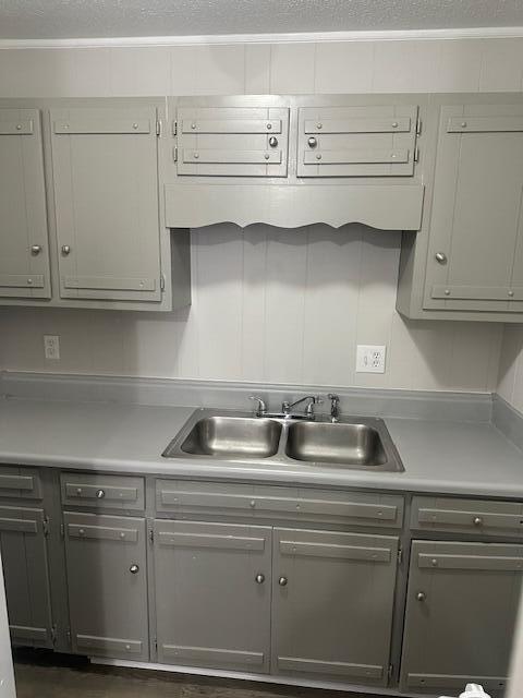 Building Photo - 711 20th St SE