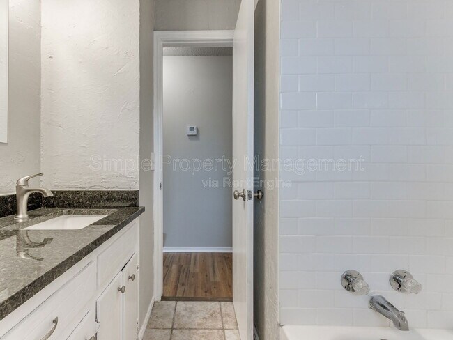 Building Photo - 7432 NW 27th St