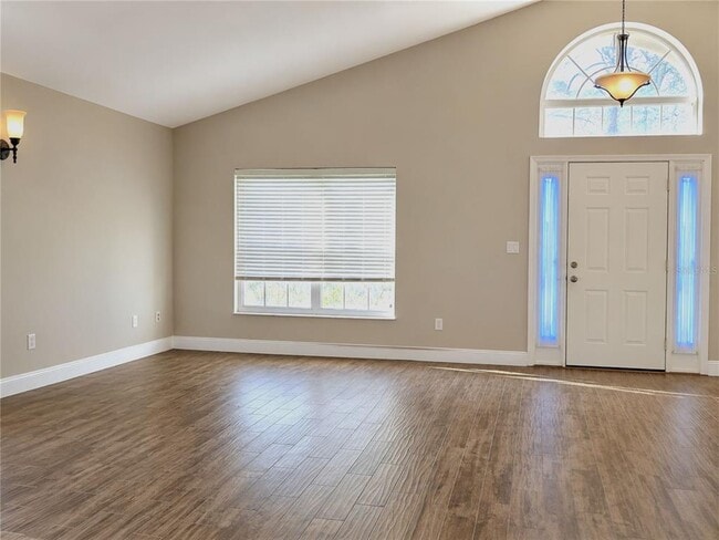 Building Photo - 2741 Bellewater Pl