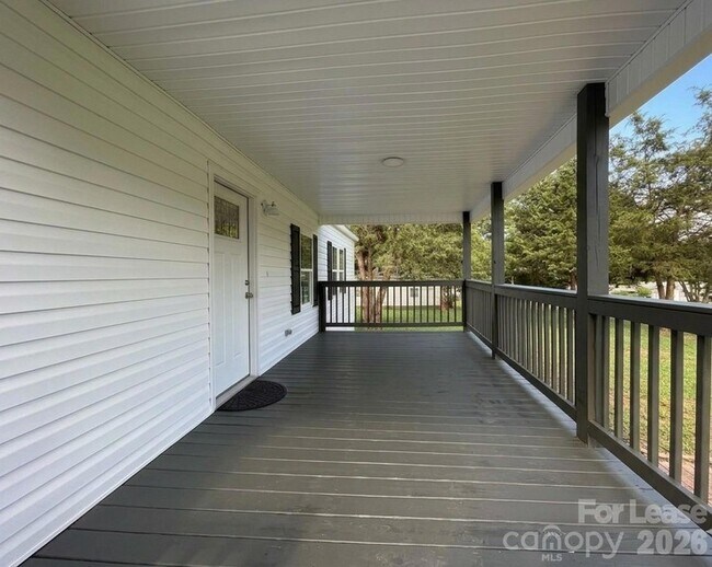 Building Photo - 4111 Brown Dr