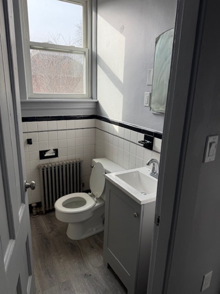 Building Photo - 78 Everett St