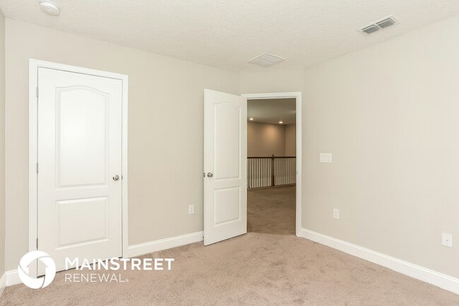 Building Photo - 51 Silver Creek Pl