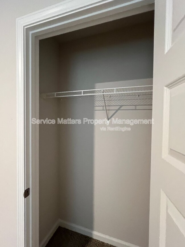 Building Photo - 5096 Gaineswood Dr