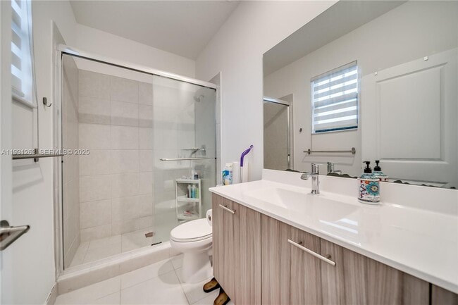 Building Photo - 4416 SW 174th Ave