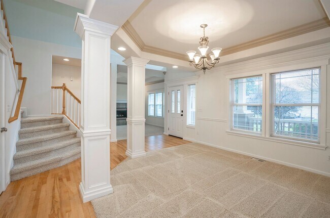 Building Photo - Beautiful Craftsman Home for Rent on Fox Island