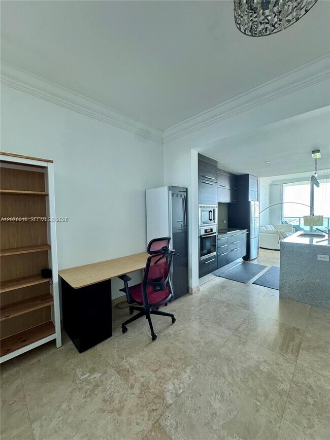 Building Photo - 900 Biscayne Blvd