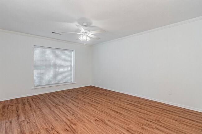 Building Photo - 9133 Villa Park Cir