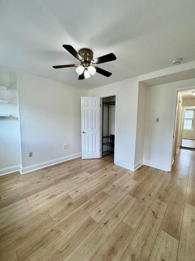 Building Photo - Charming 2-Bedroom Home in Fishtown/Olde R...
