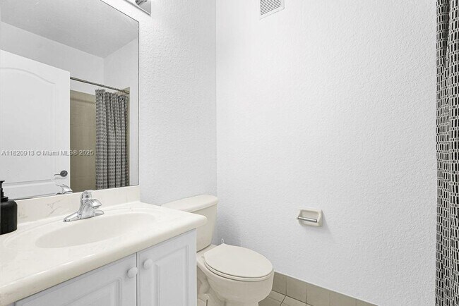 Building Photo - 8882 W Flagler St