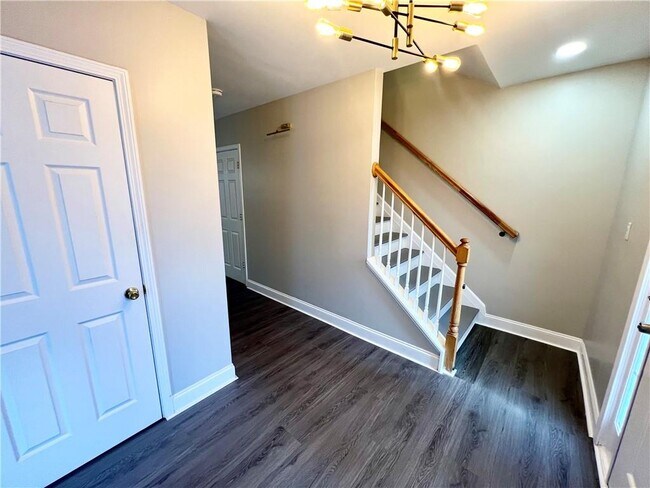 Building Photo - 949 Pennsylvania Run