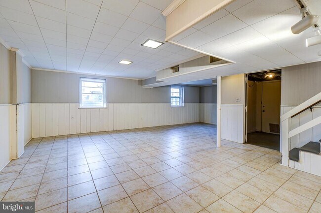 Building Photo - 2809 Pierpont St