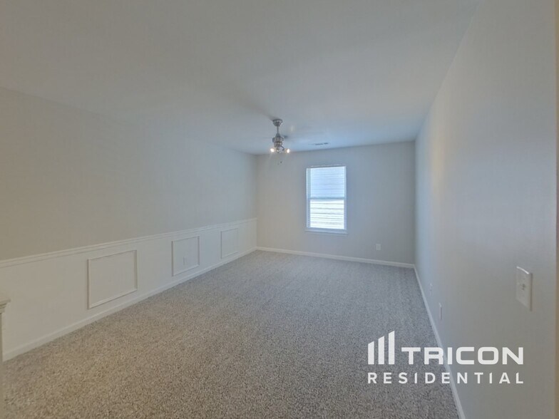 Building Photo - 7587 Crawford Ct