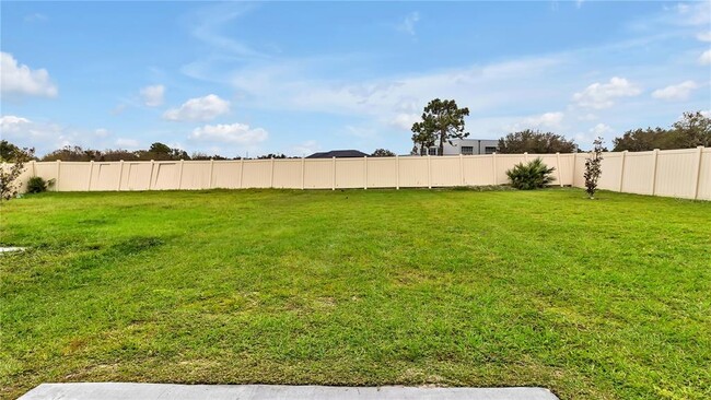 Building Photo - 16441 Little Garden Dr