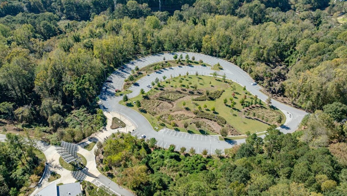 Building Photo - 1032 Robert Smalls Wy