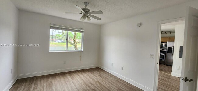 Building Photo - 3478 Briar Bay Blvd