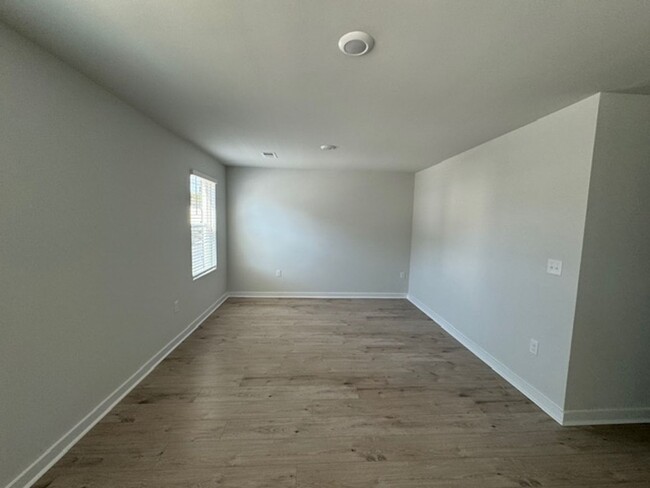Building Photo - Available Rental!! New Construction!! 3 be...