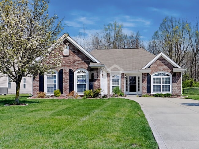 Building Photo - 1028 W Muskegon Dr