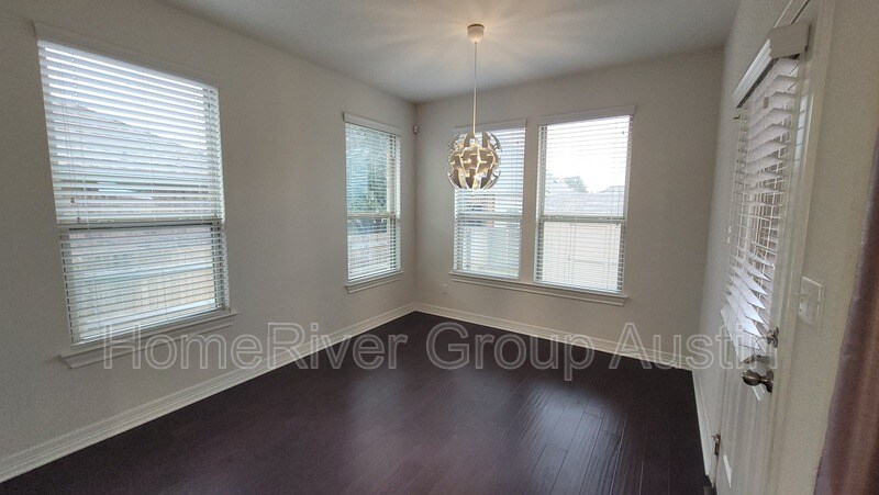 Building Photo - 336 Beretta Cir