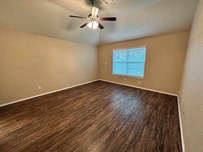 Building Photo - 3 Bed, 2 Bath Home for Rent in Piedmont