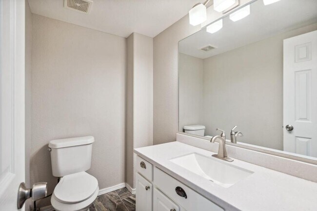 Building Photo - 3135 Capstan Way