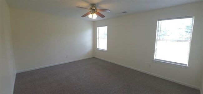 Building Photo - 2895 Gallery Grove