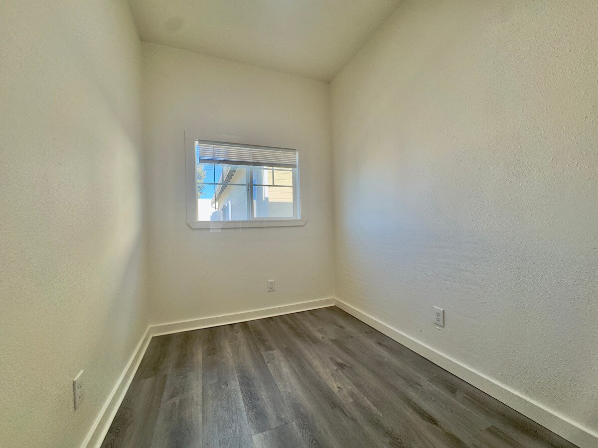 Building Photo - 3641 West St