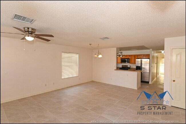 Building Photo - 648 Wind River Ave