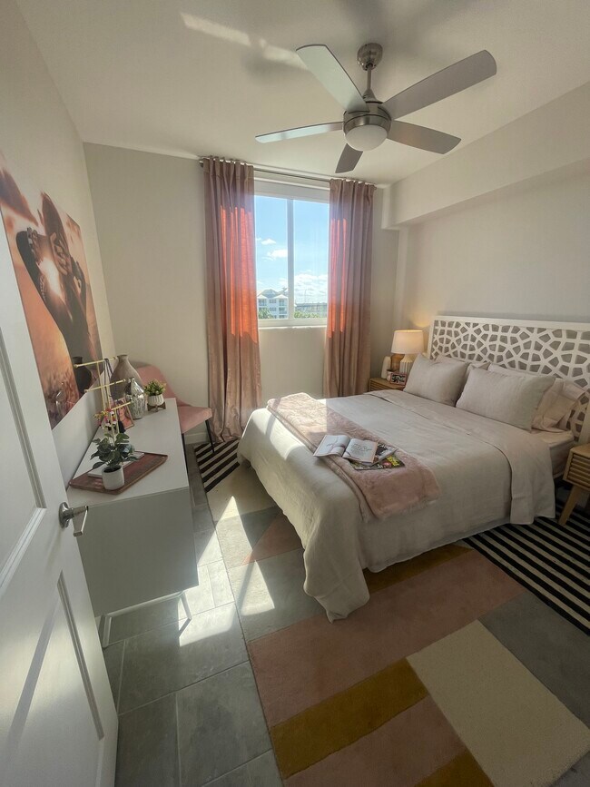 Building Photo - 2351 SW 26th Ave